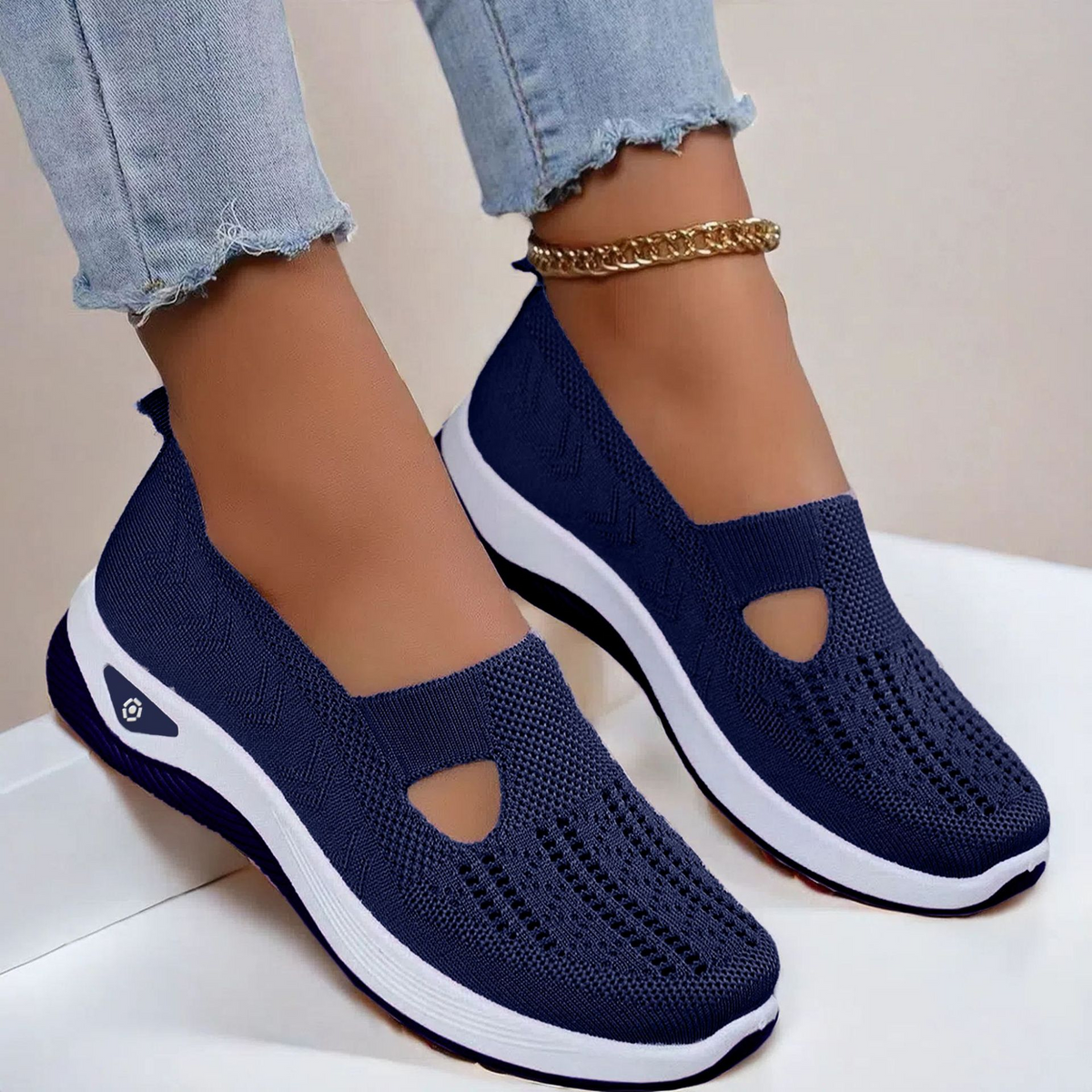 Women's Breathable Mesh Slip-On Sneakers