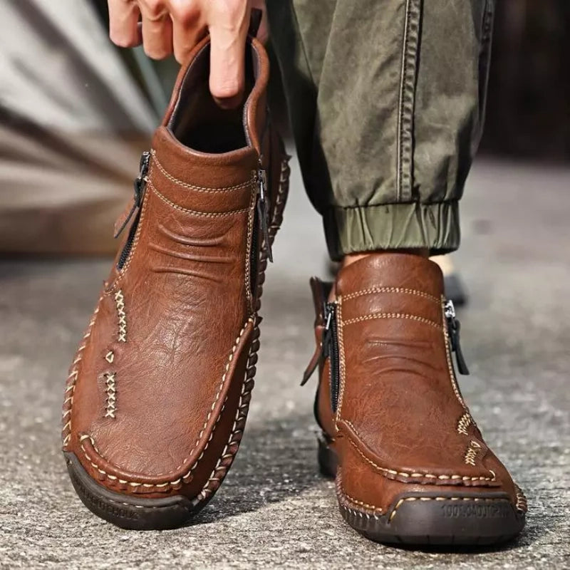 Men's Hand-sewn Cowhide Boots Comfortable Waterproof And Non-slip