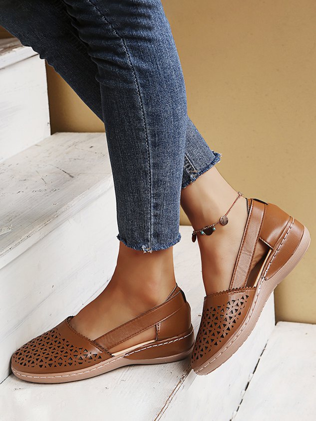 Vintage Hollow Breathable Shoes